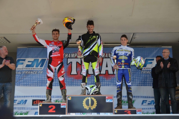 podium EXP 2.jpg