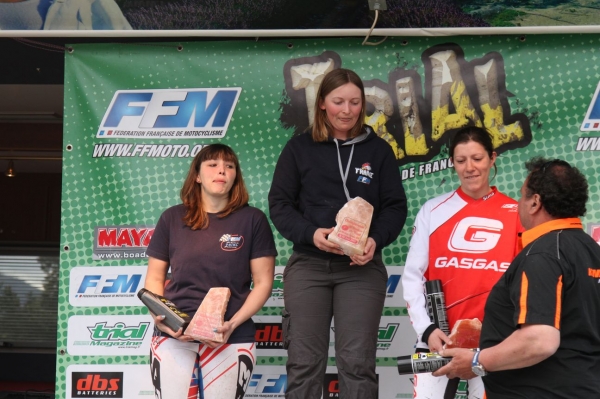 boade podium feminin samedi.JPG